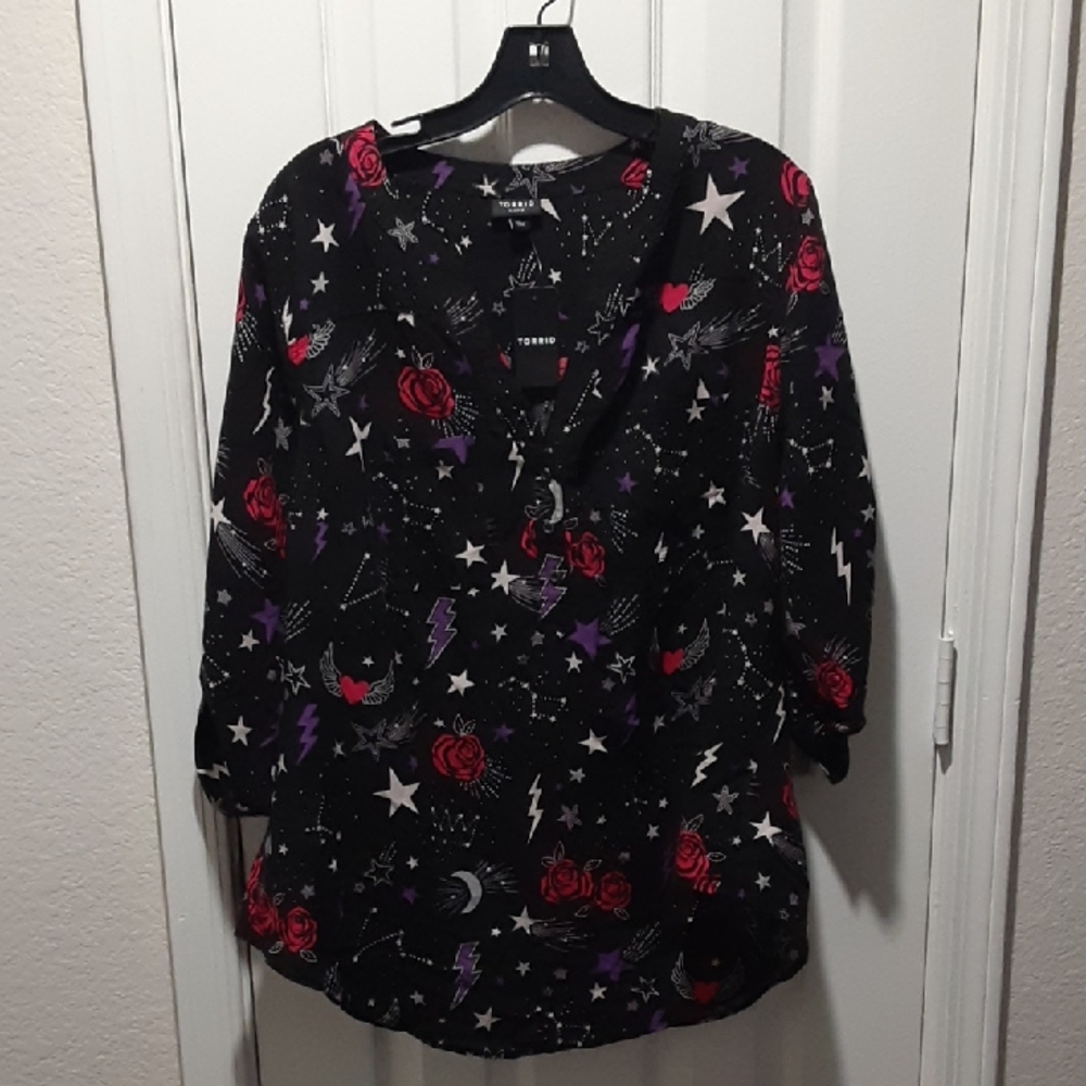 torrid Black Blouse with Red Roses & Purple Stars